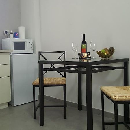 Studio Masaryk Apartment Бат-Ям Екстер'єр фото